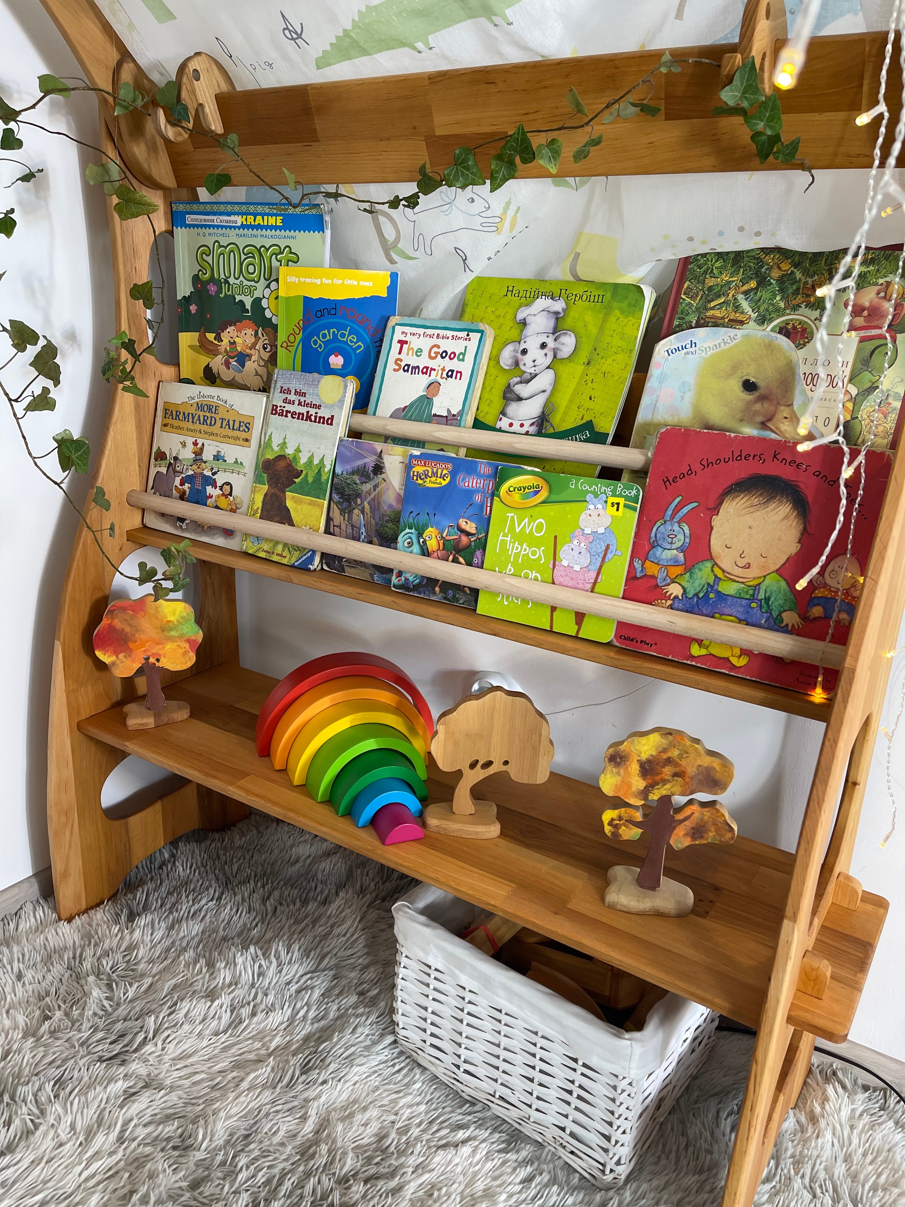 Single Waldorf Play Stand with Bookshelf