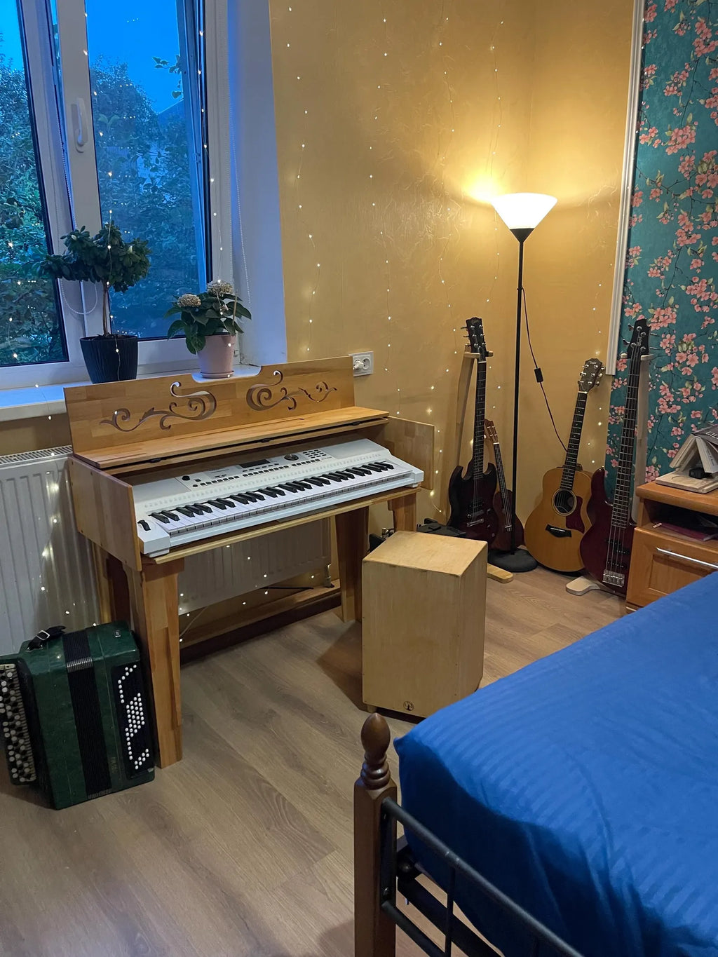 Wooden Table for digital piano