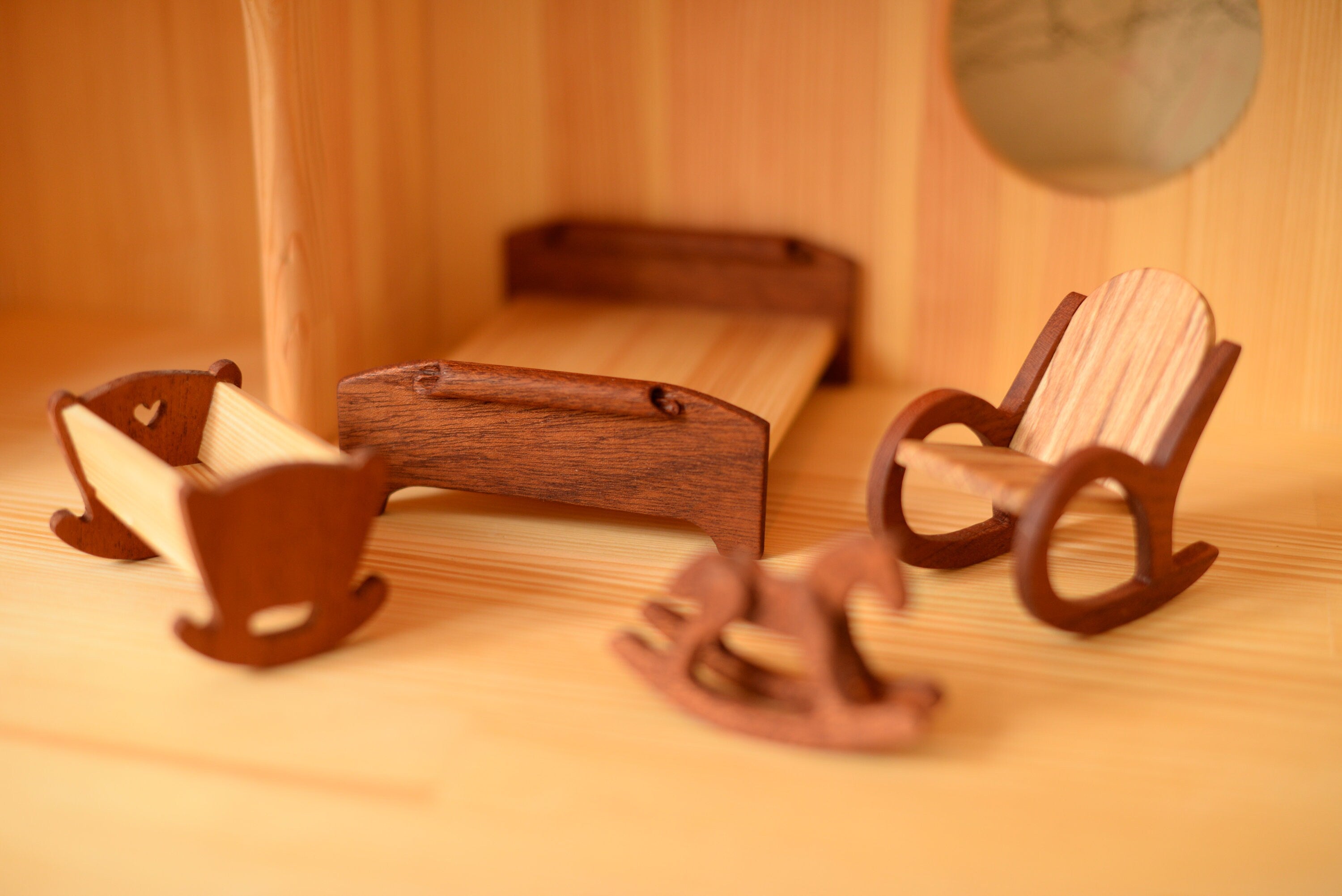 Set of rocking hourse cradle & rocking chair 1/16