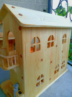 Dollhouse with Light and Redwood furniture 1:16 Scale