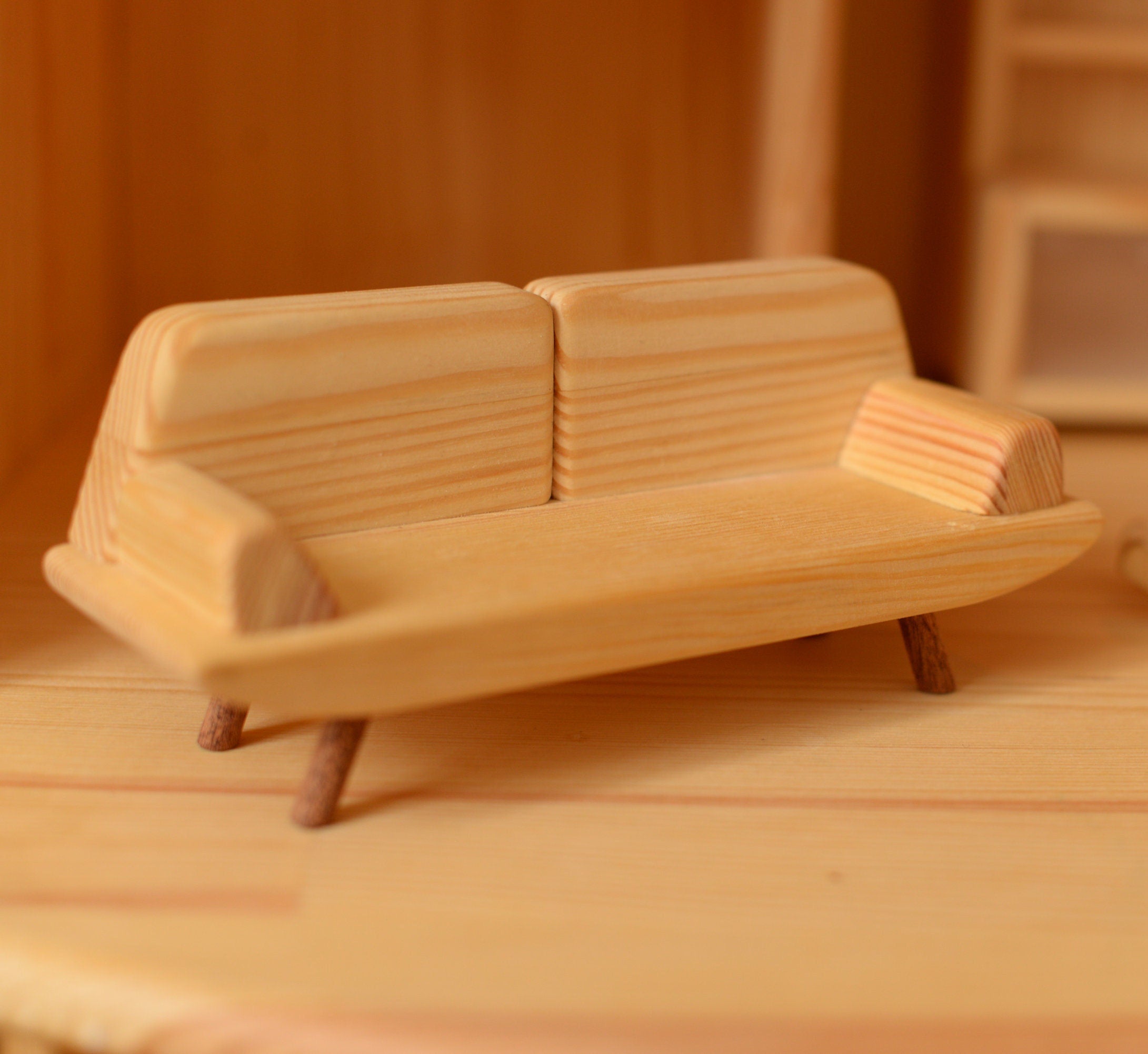 Couch, sofa scale 1:16