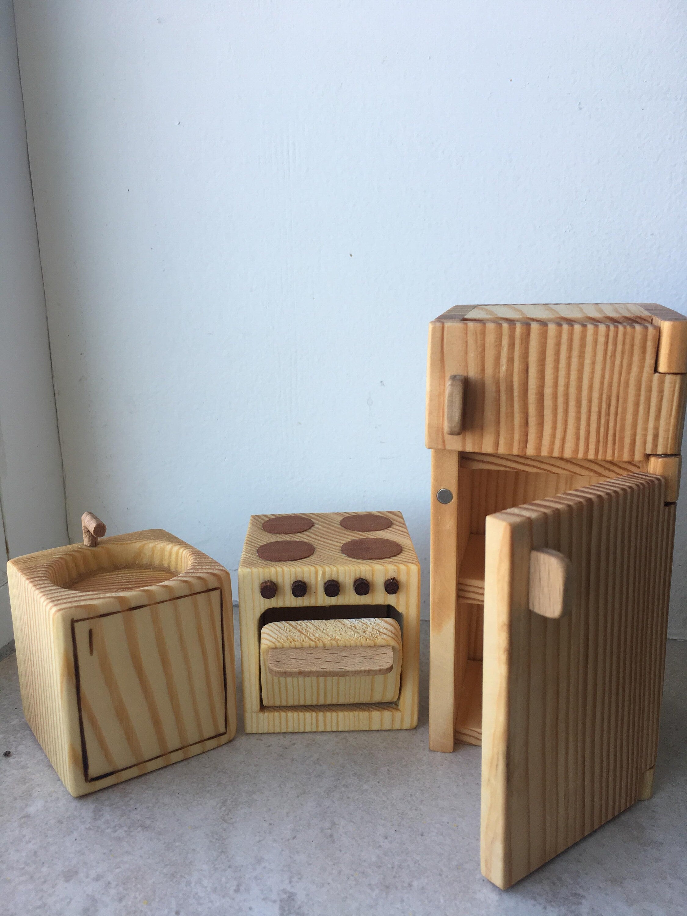 Dollhouse Furniture - kitchen set