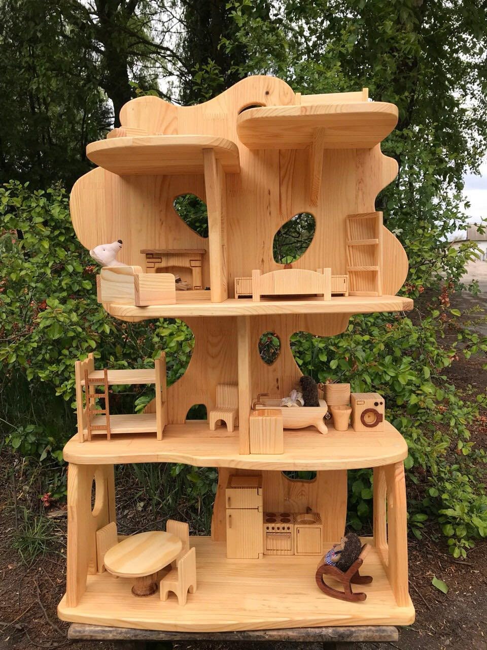 Dollhouse in a shape of a Tree 1:16 scale