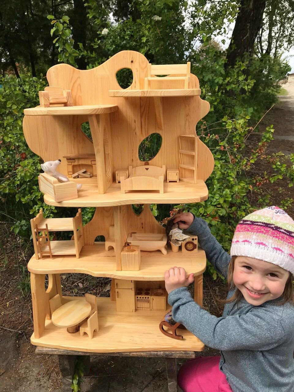 Dollhouse in a shape of a Tree 1:16 scale