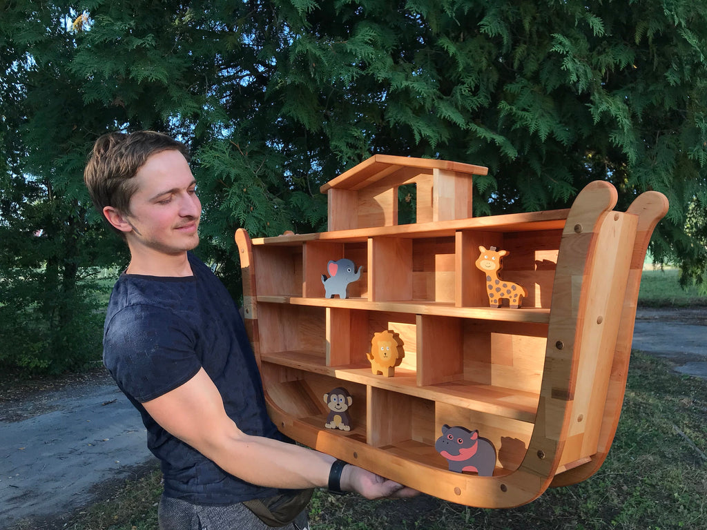 Wooden shelf "Noah's ark"
