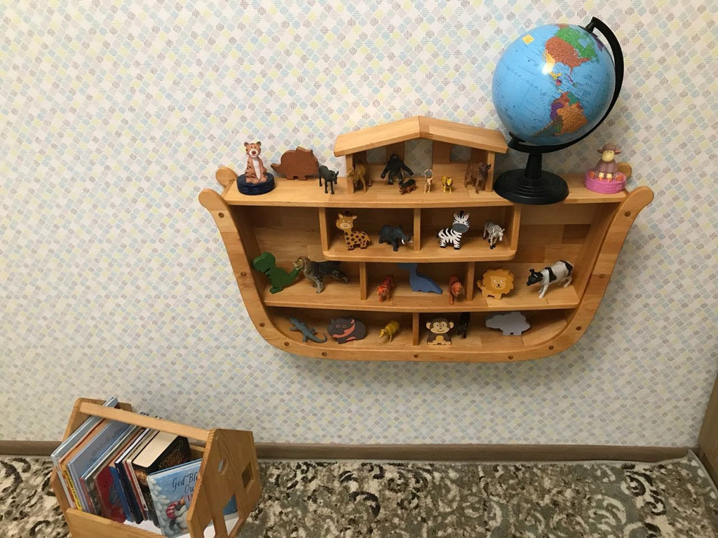 Wooden shelf "Noah's ark"