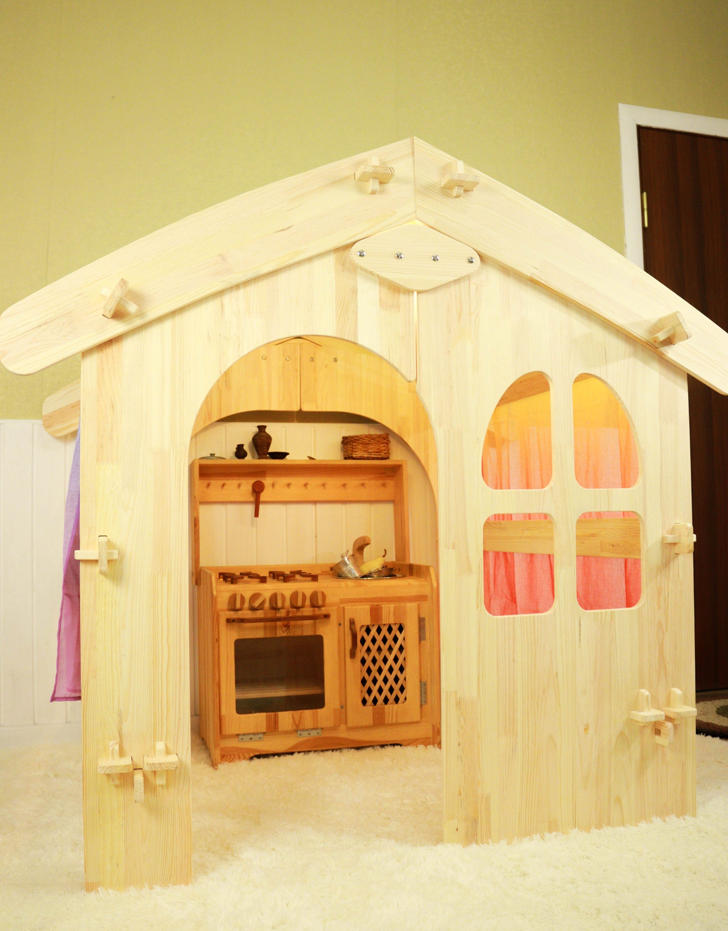 Waldorf playhouse, Play Tents