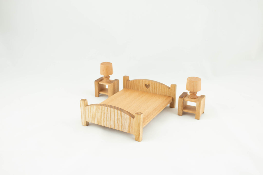 Wooden toy bed scale 1:16