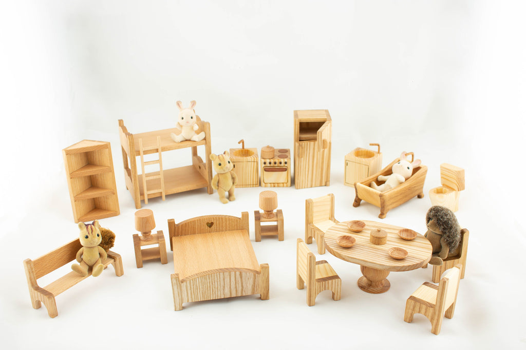 Wooden toy bed scale 1:16