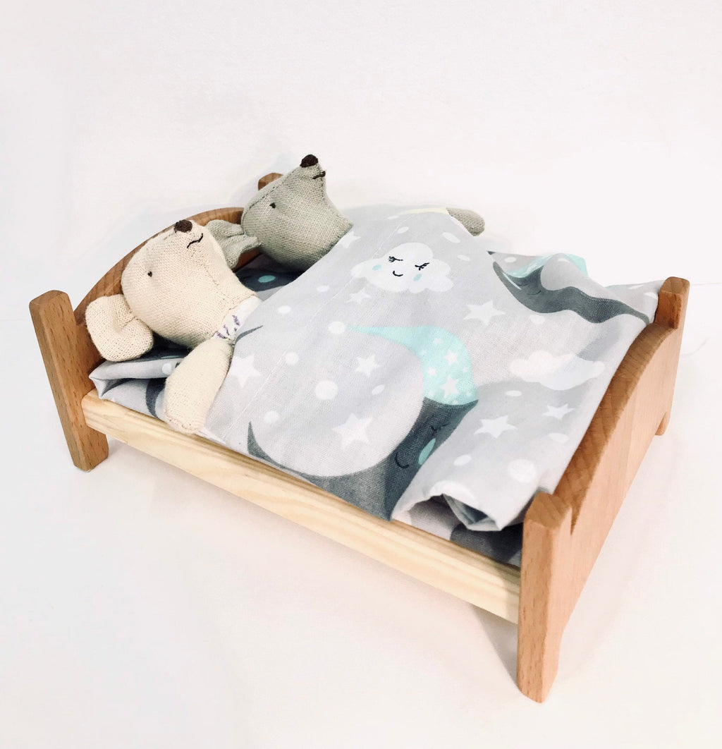 Queen bed for Toy 1/12 scale