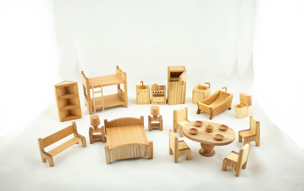 Wooden Table & Chairs  1/16 scale