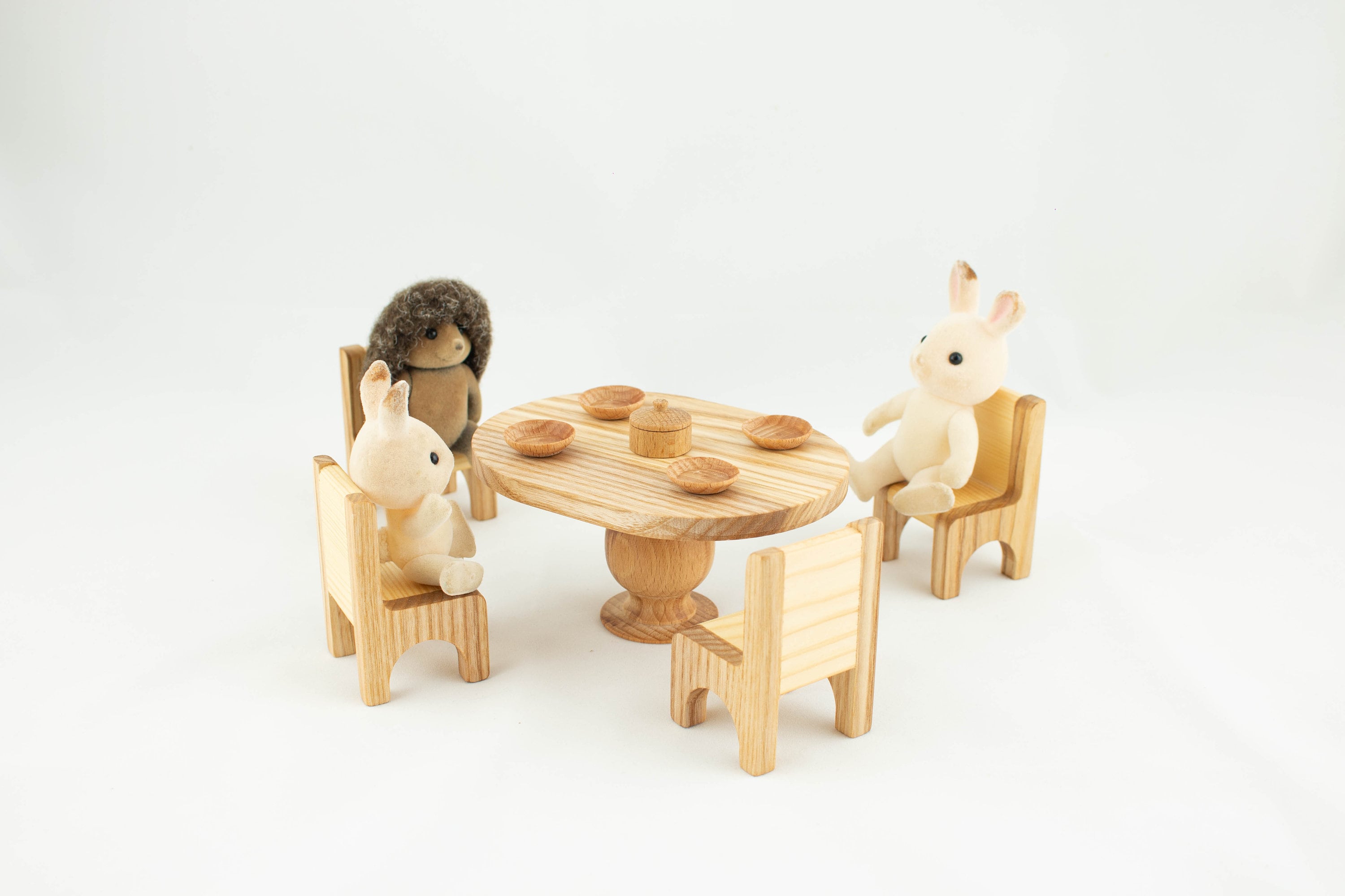 Wooden Table & Chairs  1/16 scale