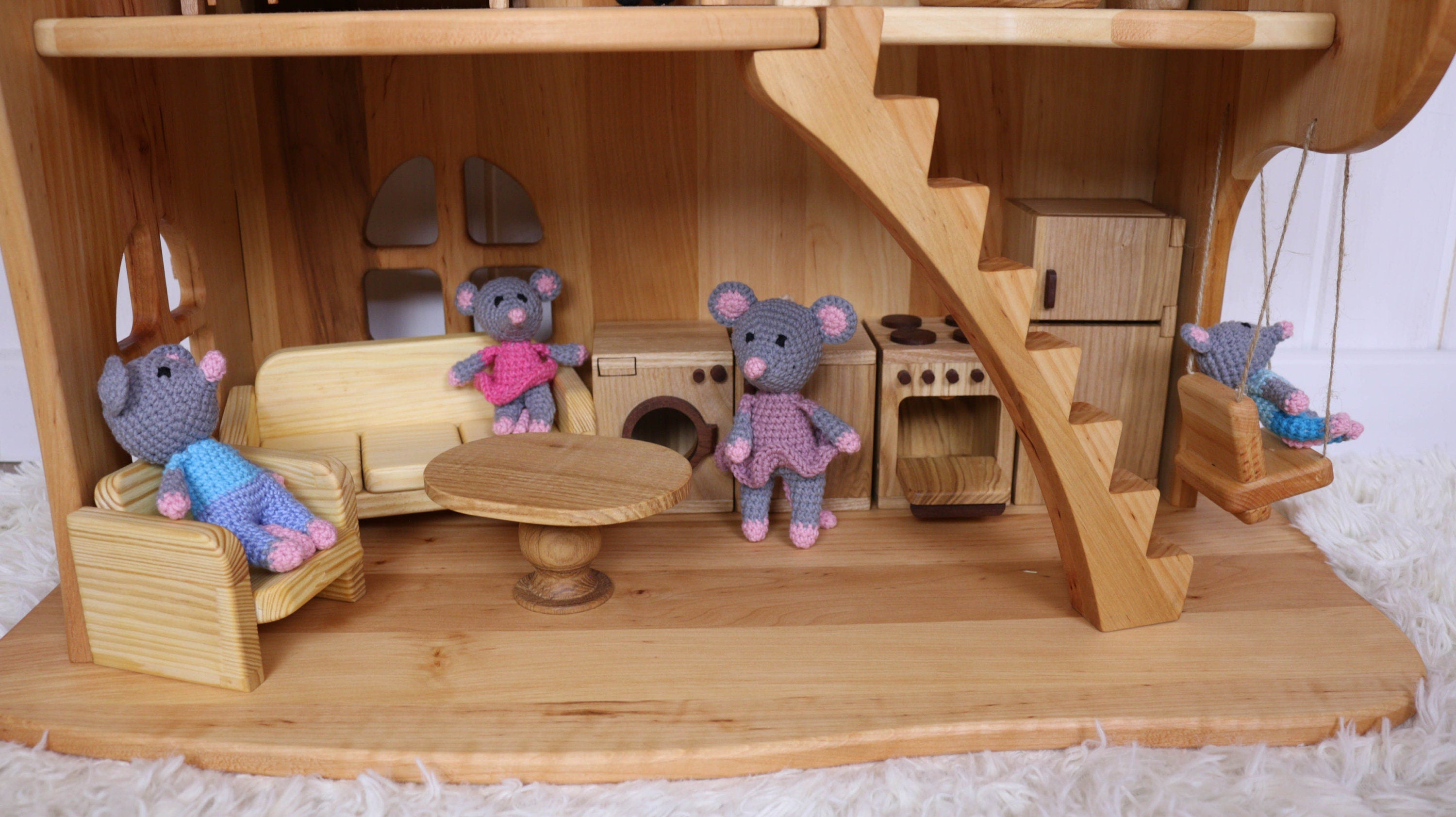 Amigurumi Family of Mice: mom, dad, son, daughter.
