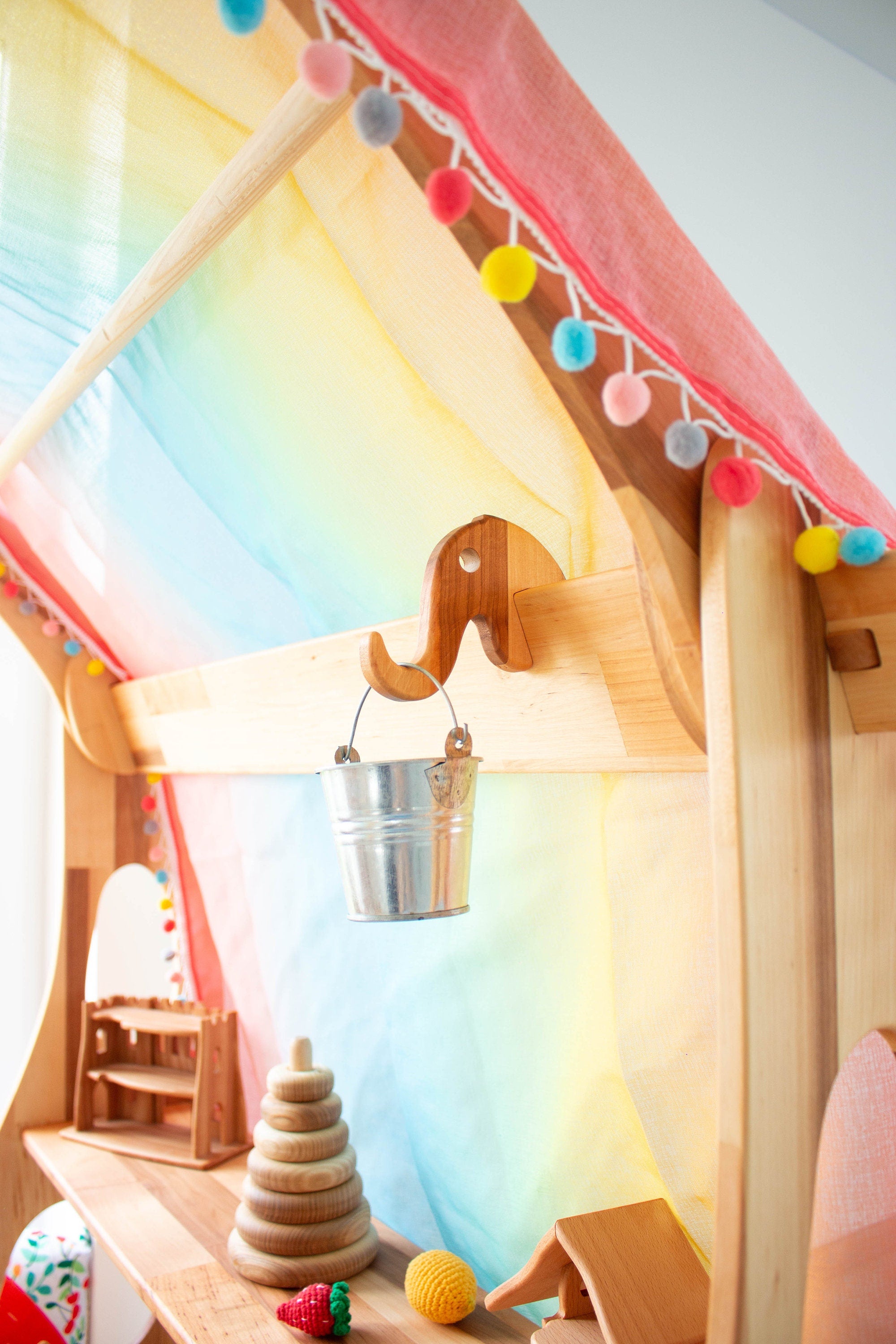 Playstand Wooden hook elephant