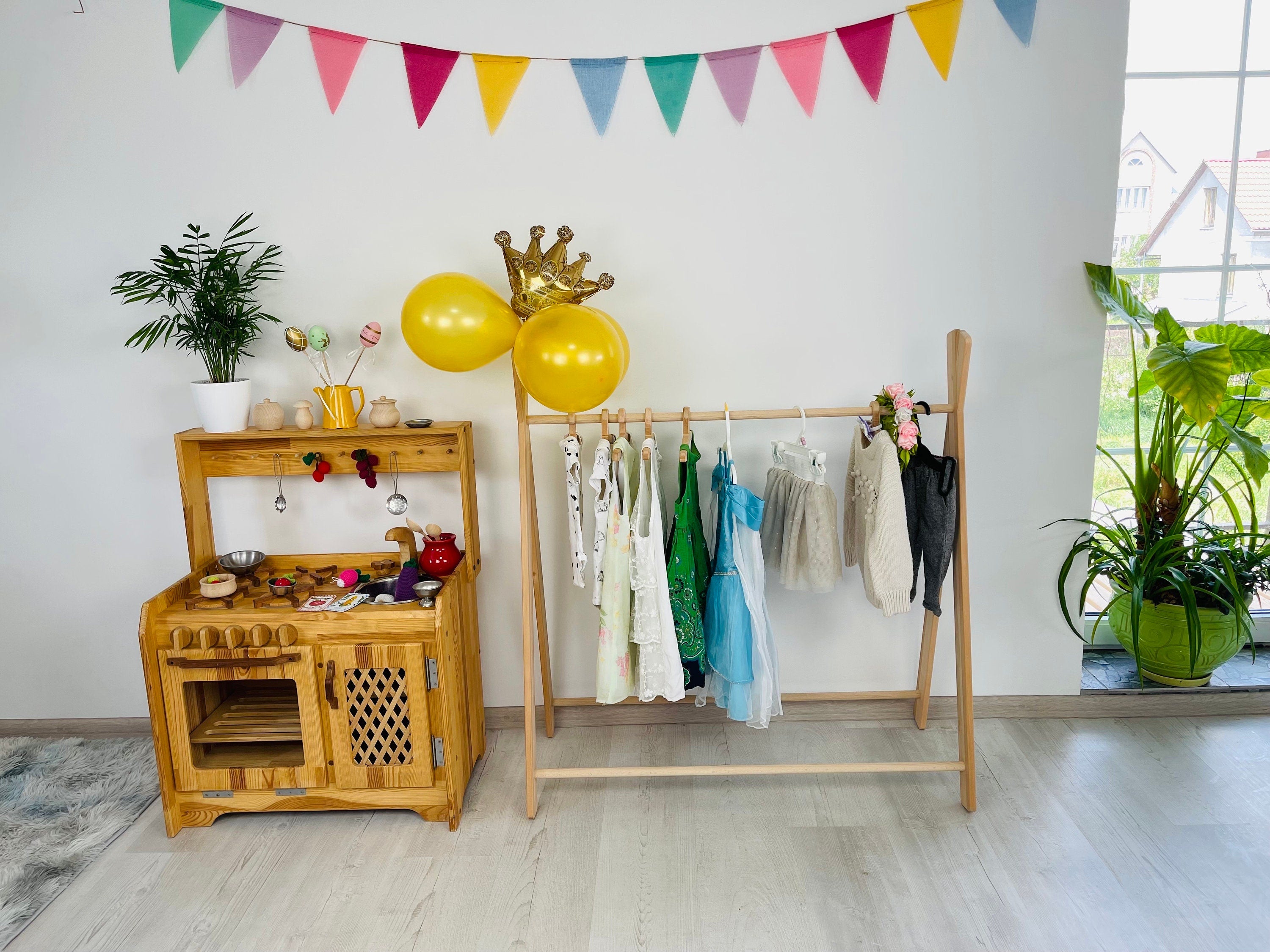 Clothing Rack Toddler