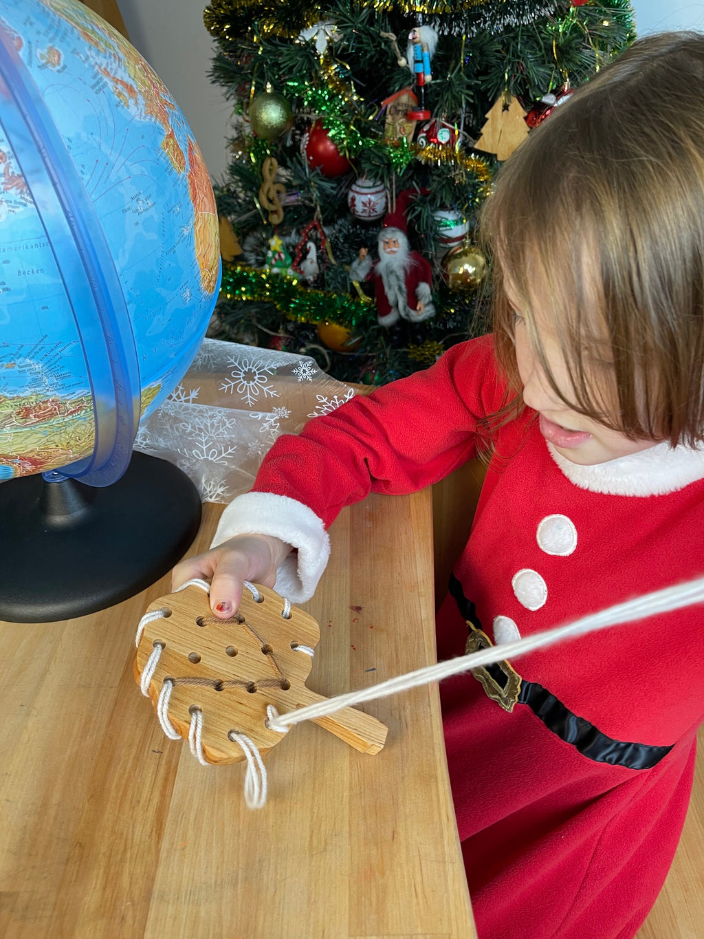 Lacing education toy Forest Natural Tree Set
