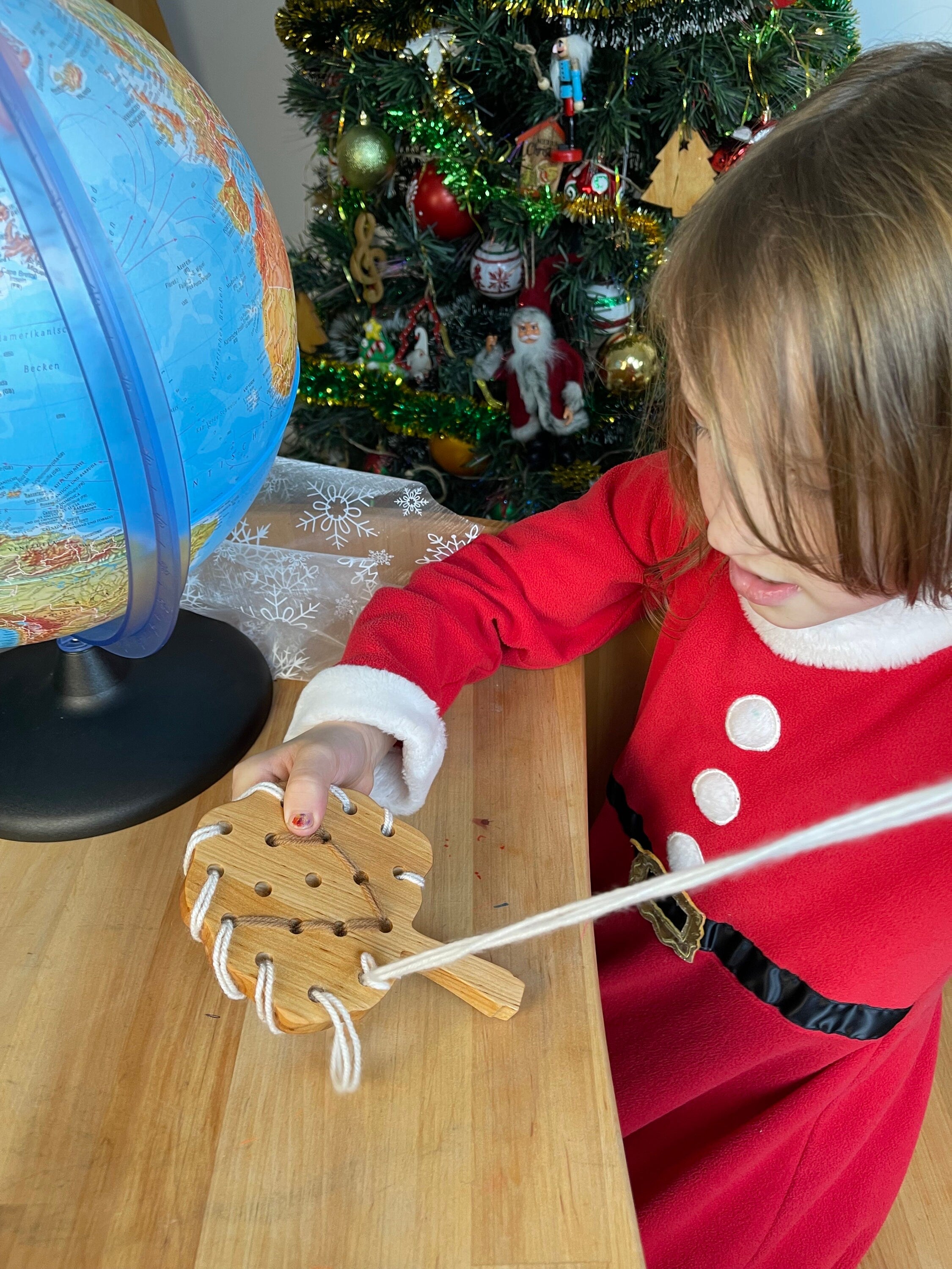 Lacing education toy Forest Natural Tree Set