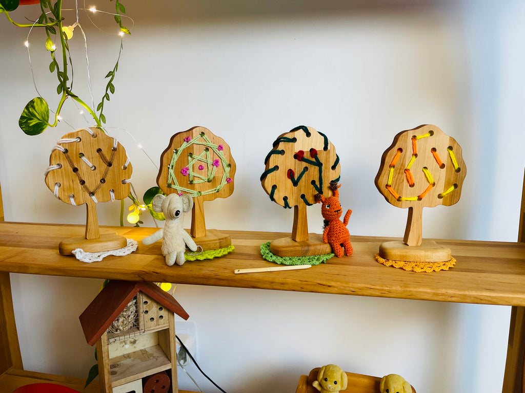 Lacing education toy Forest Natural Tree Set