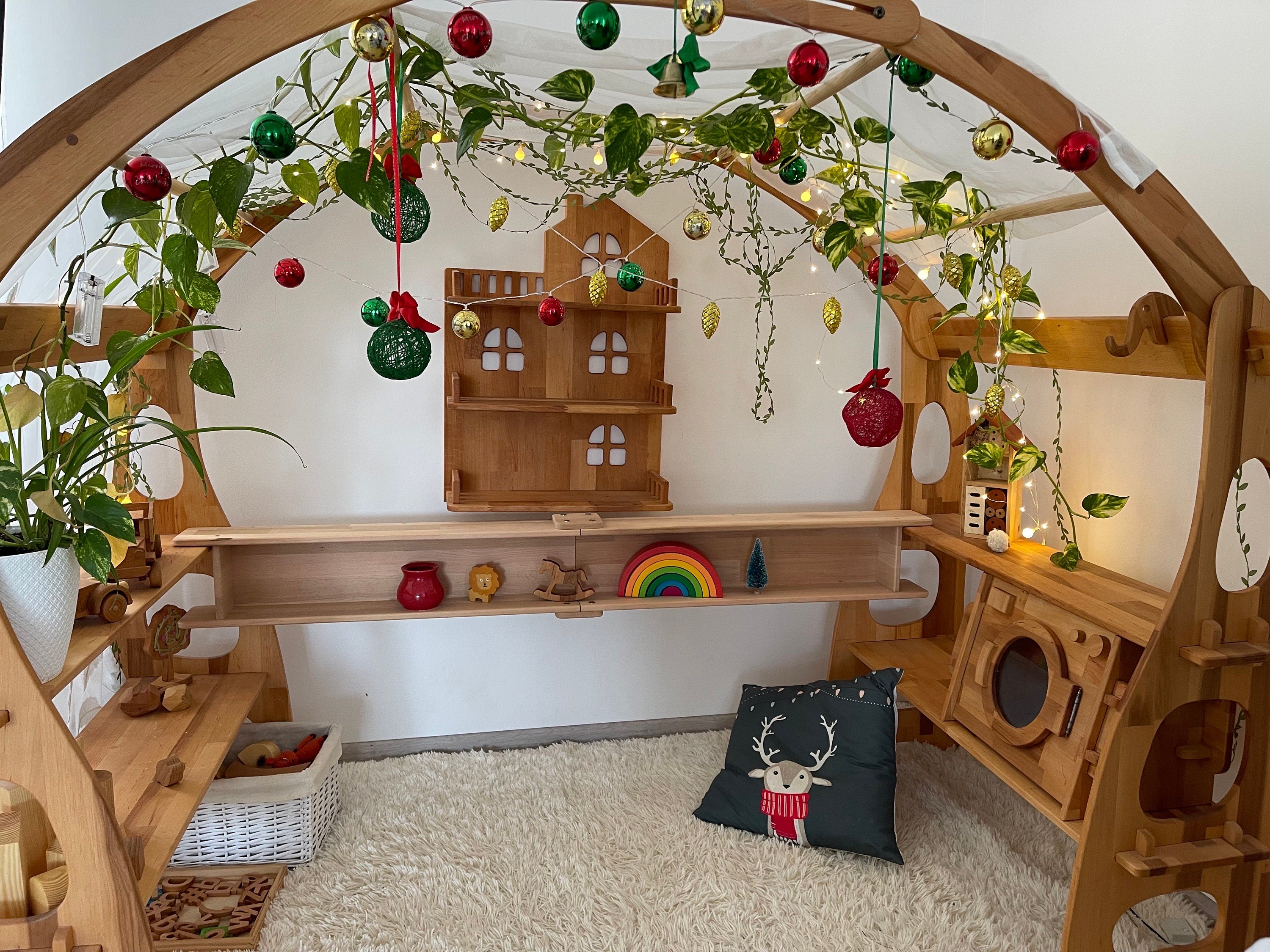 Playstand shelf