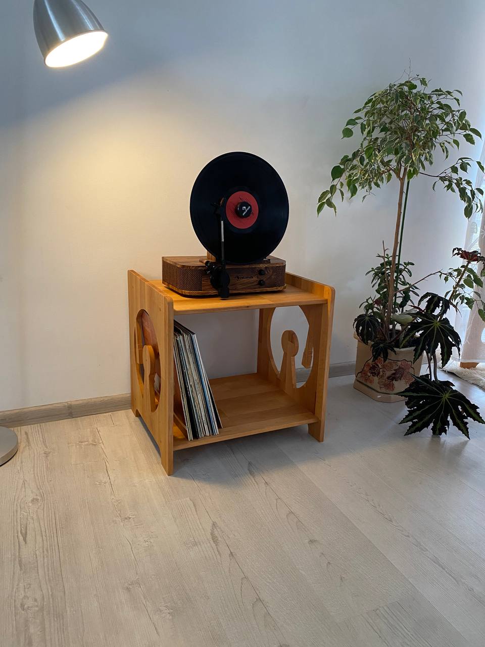 Wooden record player storage vinyl 